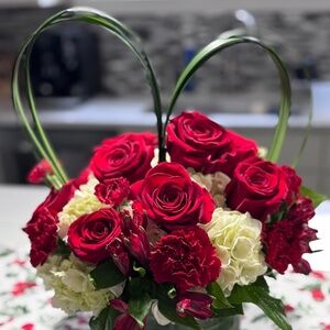 MEET YOUR SELLER 😎 / BUYER 👸🏽